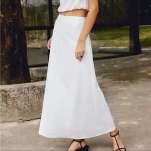 Zara NWOT linen White Maxi Skirt
